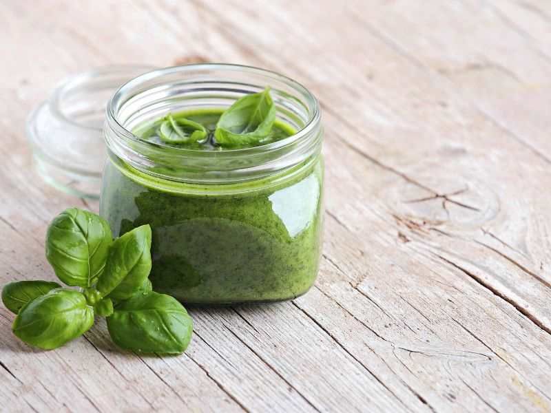 pesto vegano di basilico